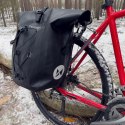 Wodoodporna torba rowerowa sakwa na bagażnik 25l czerwony
